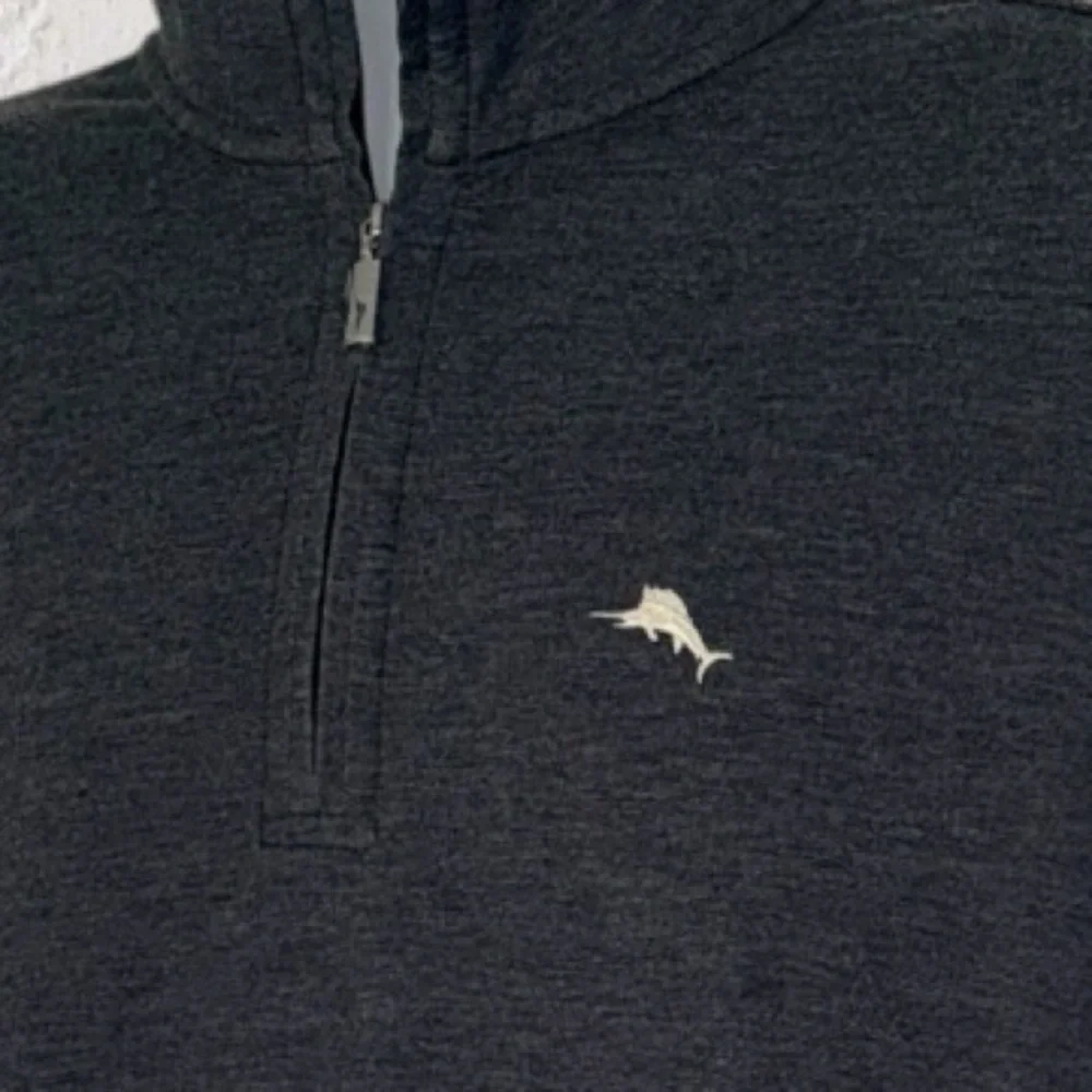 Tommy Bahama Quarter Zip Pullover Men’s Large – Charcoal Gray Marlin Logo